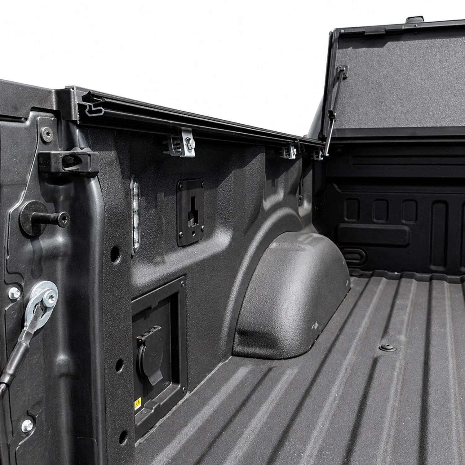 Hard Tri-Fold Flip Back Tonneau Cover for Nissan Frontier